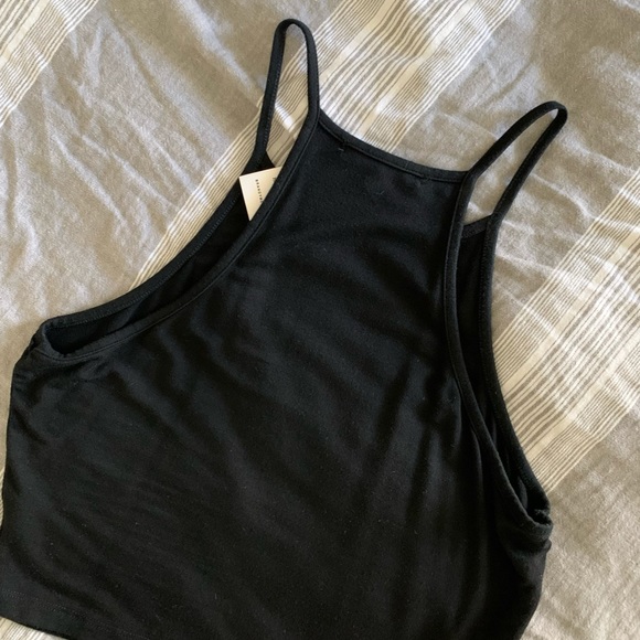 Brandy Melville Crop Racerback Tank NWT - Picture 4 of 5